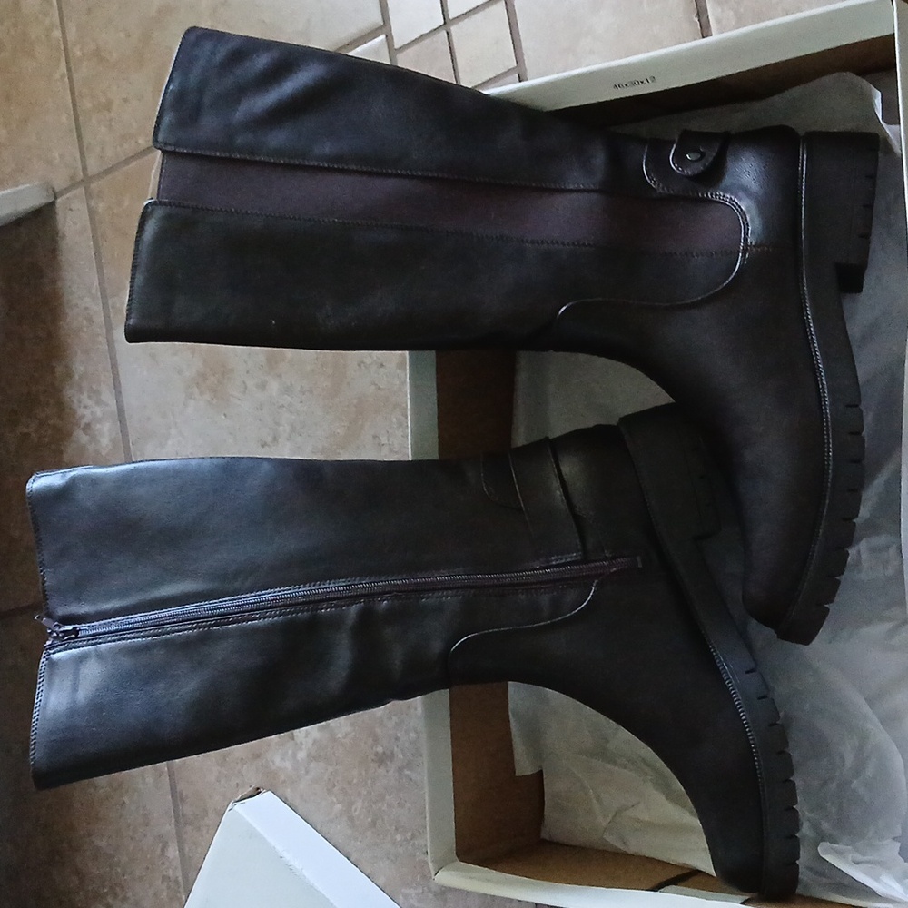 Style & Co new boots in box